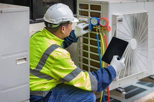 Professional Heat Pump Repair technician working in Richland, MS